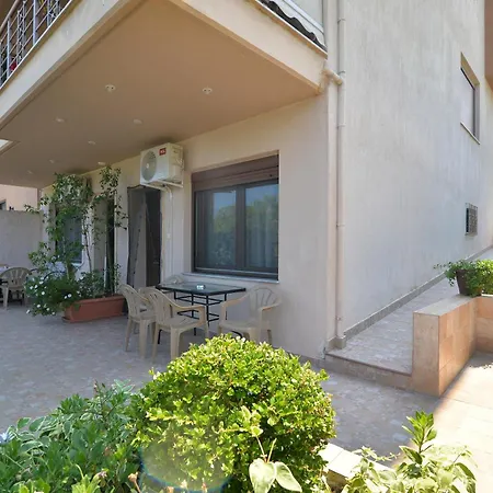 Corner House Apartment Leptokarya  Exterior photo